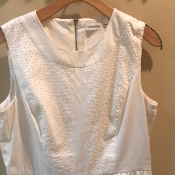 Dress - Picture 3 of 6